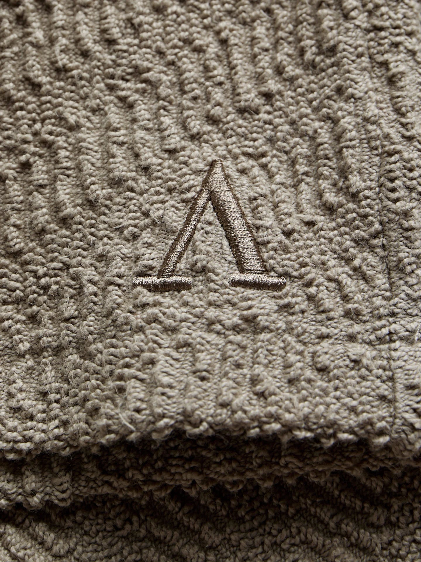 Aeden Rongo Shorts
