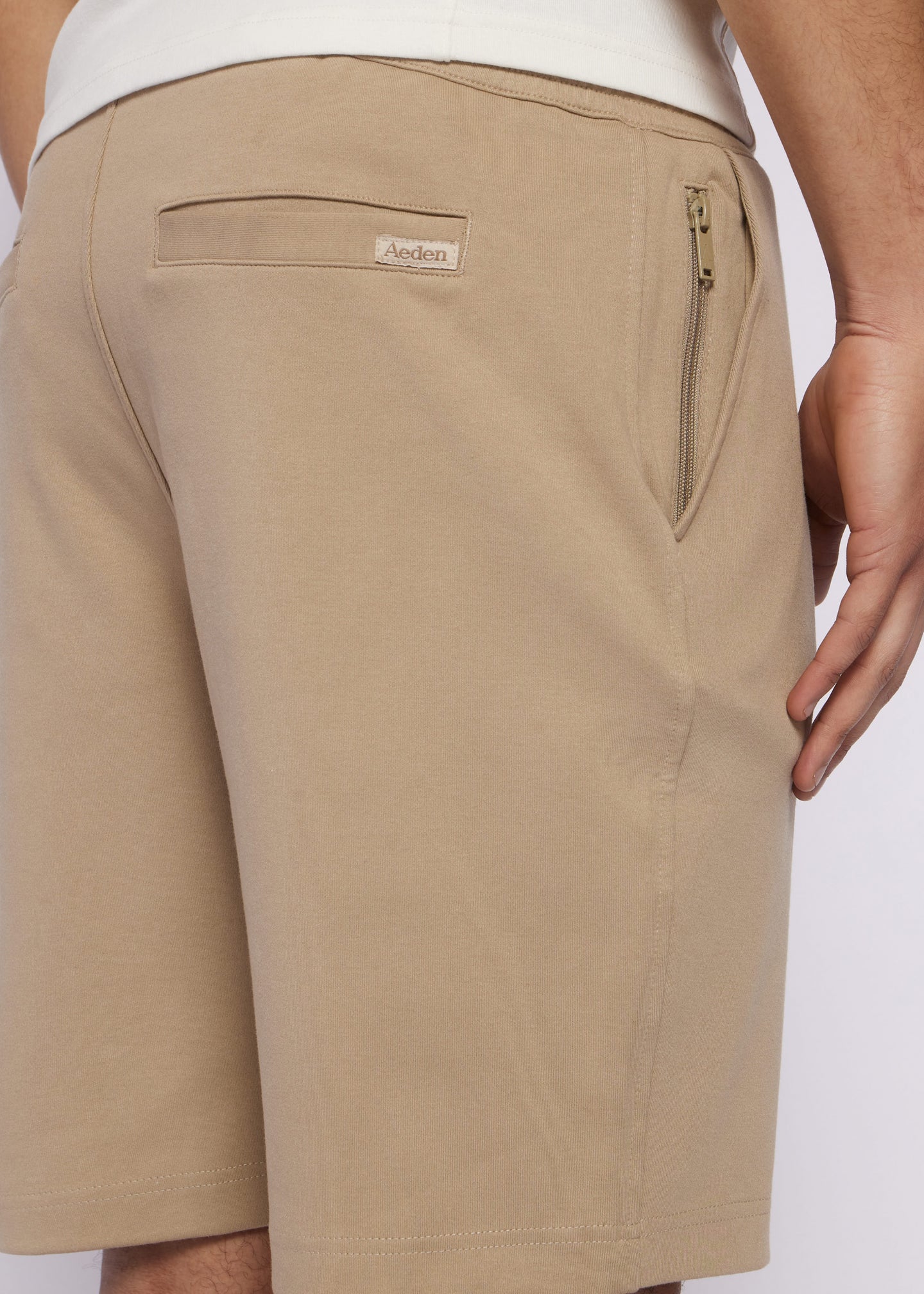 Aeden Alec Shorts Taupe