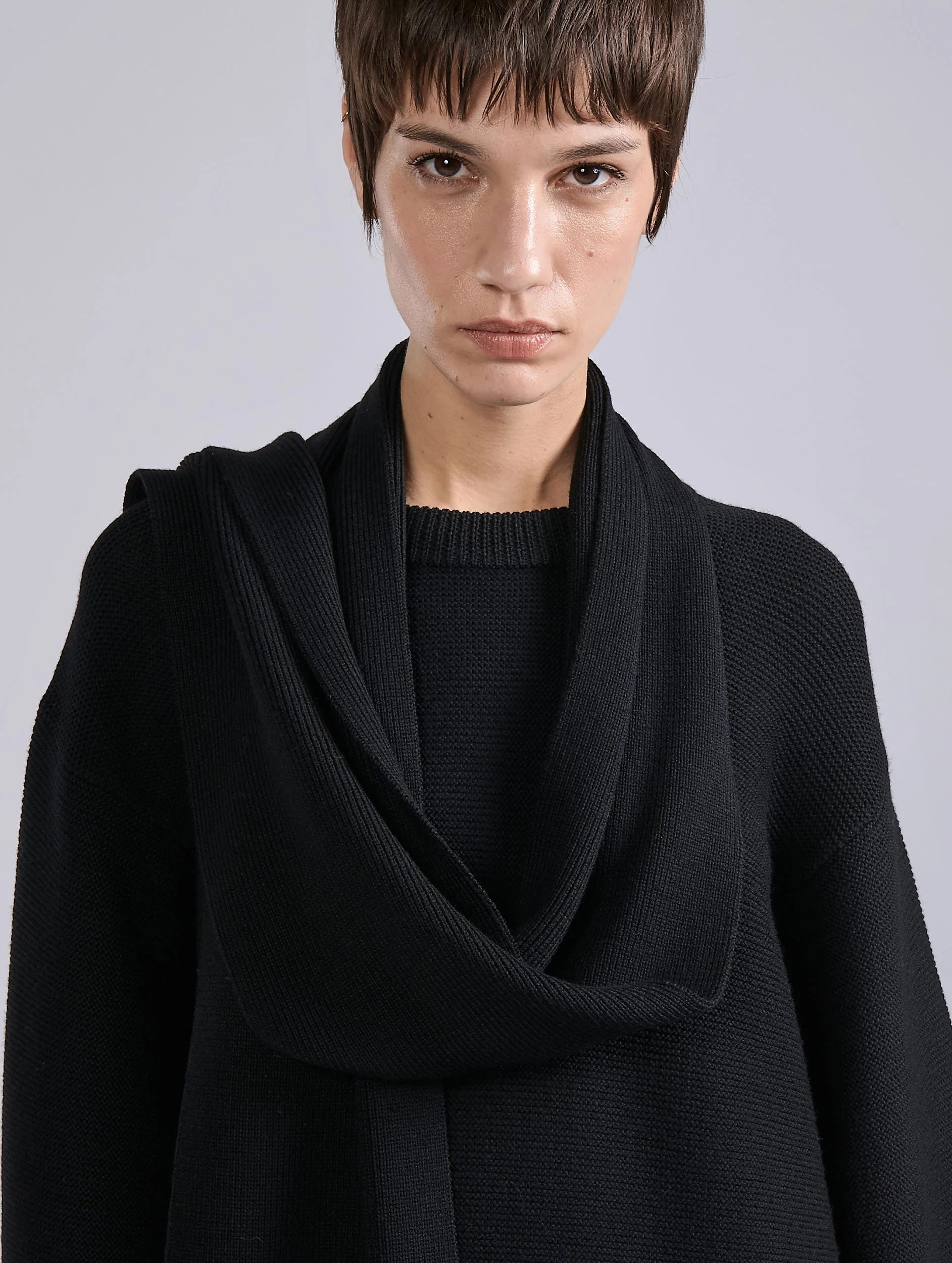Barbara Bui Sweater with Scarf G4211MXH