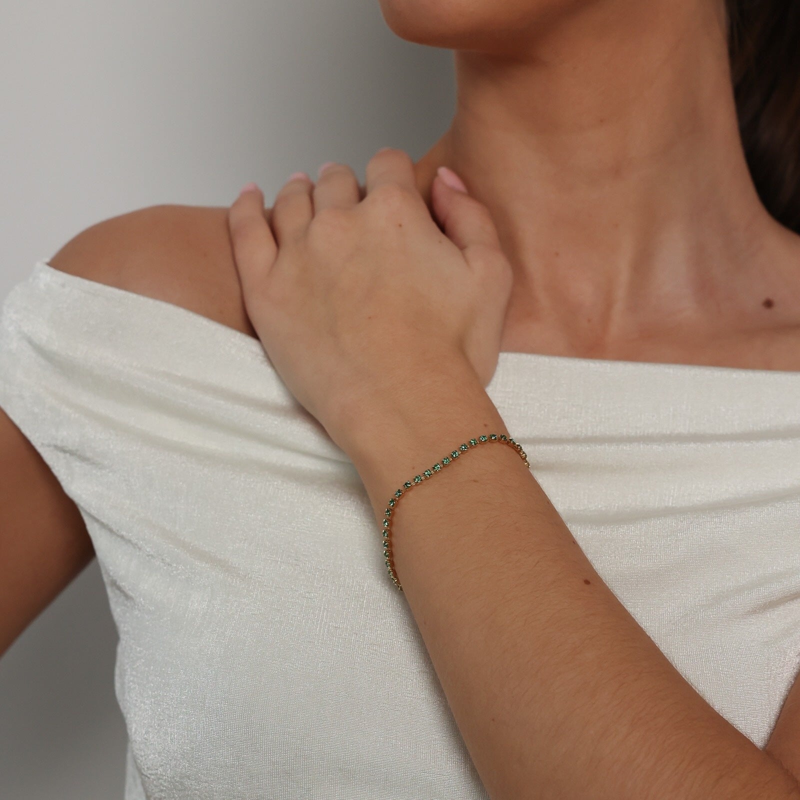 CHA48_Tilly-green-strass-solo-bracelet-E59-1