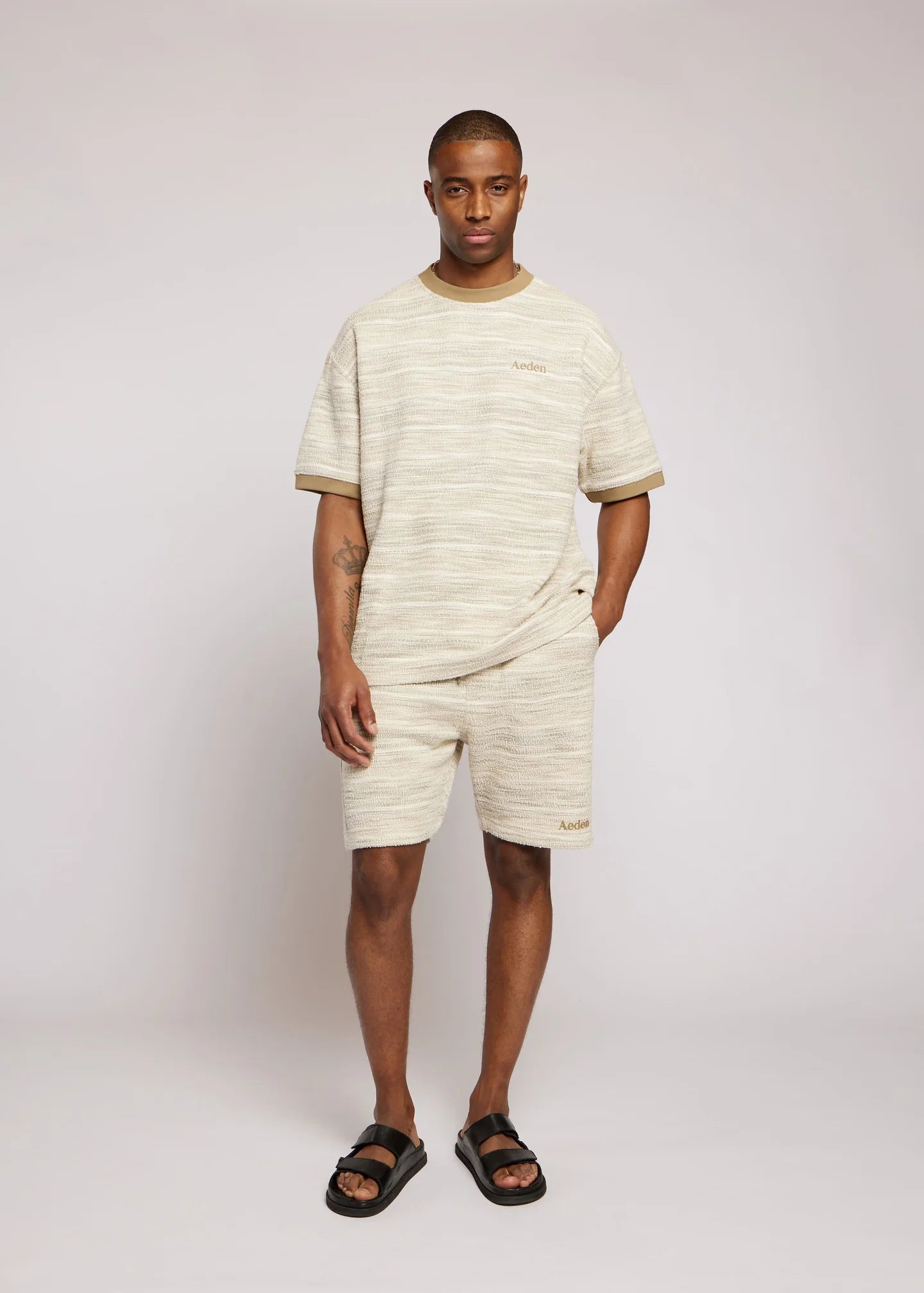 Aeden Gusto Tee