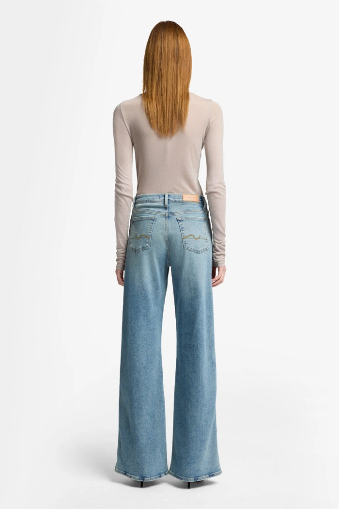 7 For All Mankind Lotta Luxe Vintage Amuse Me