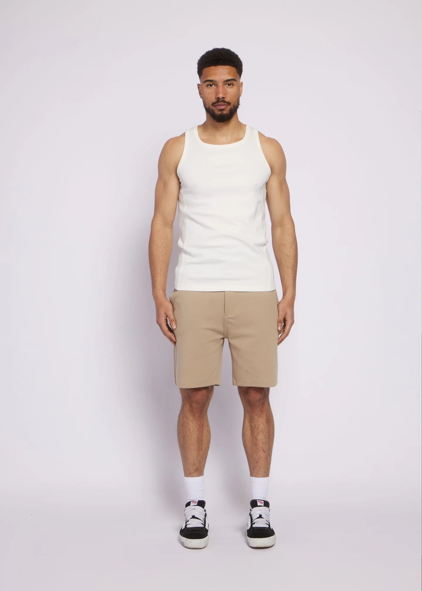 Aeden Alec Shorts Taupe
