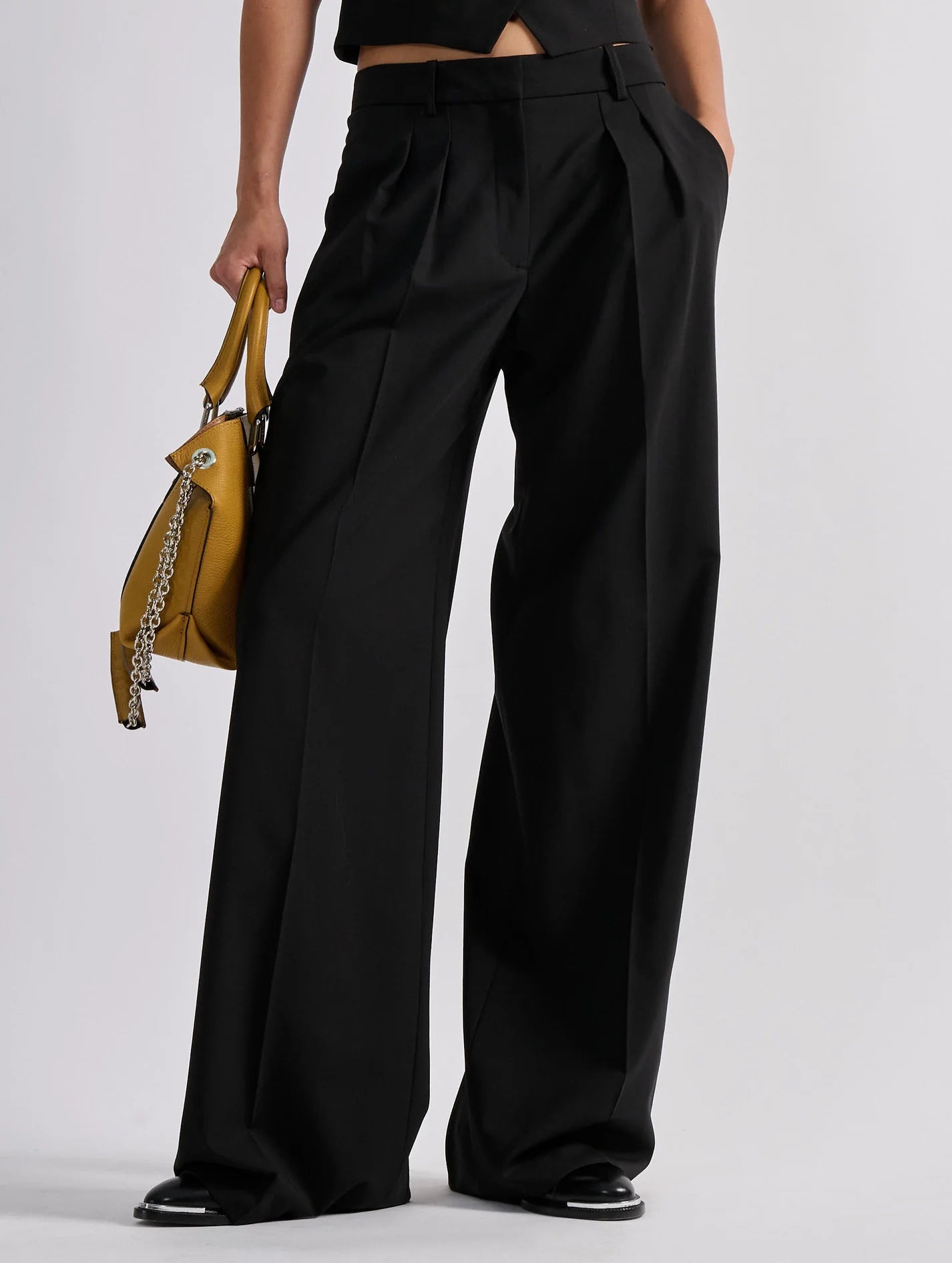 Barbara Bui Woollen Canvas Low-Rise Pantalon